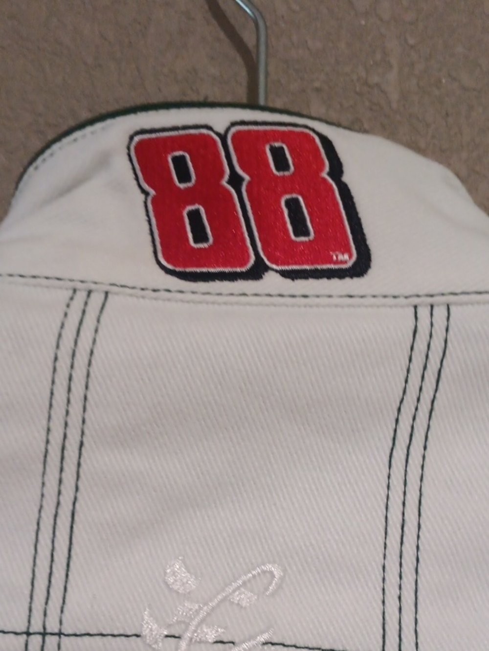 Dale Jr. Chase AMP Energy Men's White and Dark Green Racing Jacket - Picture 7 of 10